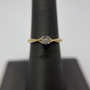 14K Yellow Gold Diamond Ring